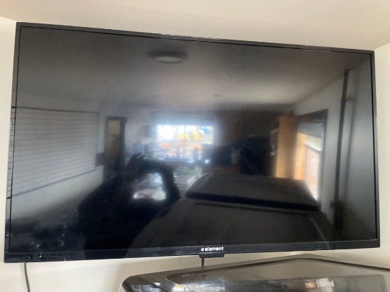 Element 50" TV w/ Wall Mount