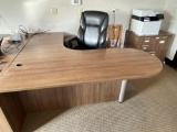 Wrap around computer desk