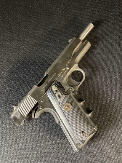 Colts Goverment Model .45 Semi-Automatic Pistol w/ 511 Tactical Belt , Leather Holster & (4) Mags