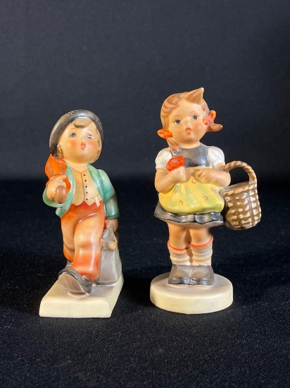 (2) Vintage Goebel Hummel Figurines 4-1/2"h