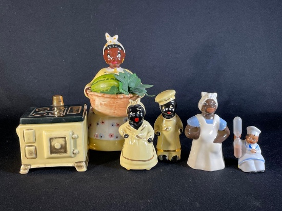 Assortment of Black Americana ceramic figurines -see photo's-