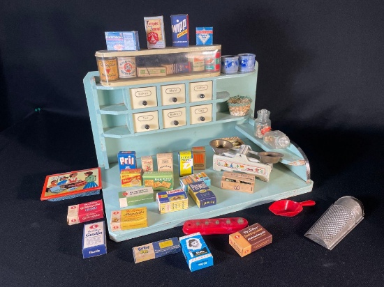 Vintage 1940's German Store miniature play set -see photo's-