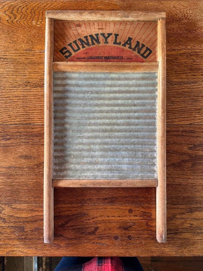 Antique Sunnyland Original Condition Washboard