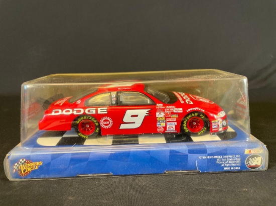 #9 Bill Elliot Dodge Action Die-cast Nascar toy