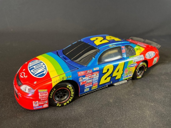 #24 Jeff Gorden Dupont Action Die-cast Nascar toy
