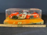 #20 Tony Stewart Home Depot Action Die-cast Nascar toy