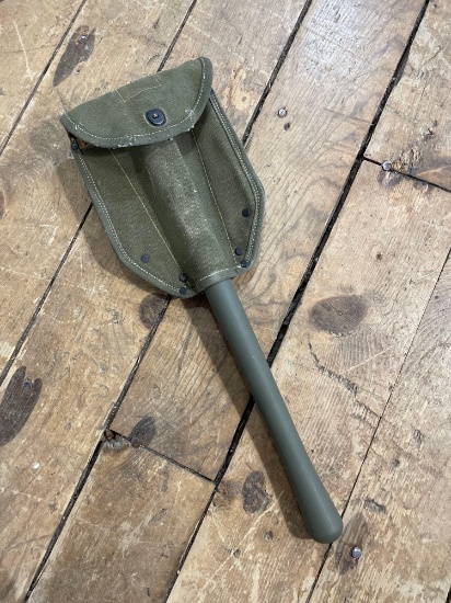 Military surplus axe w/ blade cover