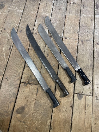 (4) Machete's w/ (2) sheaths