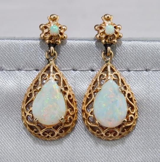 14k Yellow Gold Pearced Teardrop Earrings w/ (4) Opals