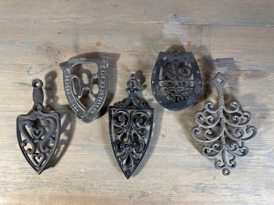 (4) Sad Iron Trivets