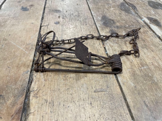 Vintage Green Victor Pressed Metal Gopher Trap