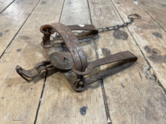 Vintage Oneida Victor All Steel No. 3 Long Spring Trap