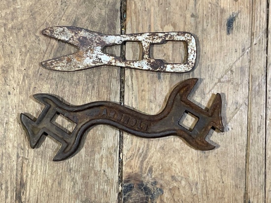 Alligator Wrench & Tractor Wrench