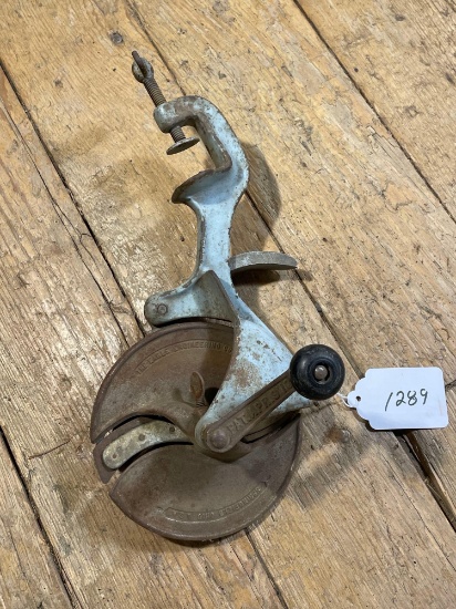 The Eagle Engineering Co. Cast Iron Hand Crank Table Mounted Slicer 1918 Springfield OH.