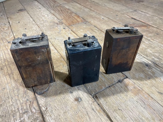 (2) Vintage Ford Ignition Coil Batteries & Trembler Coil Rubber Case