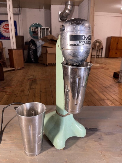 1950's Myers Bullet 2-Spd Milkshake Mixer w/ (2) Stainless Steel Cups