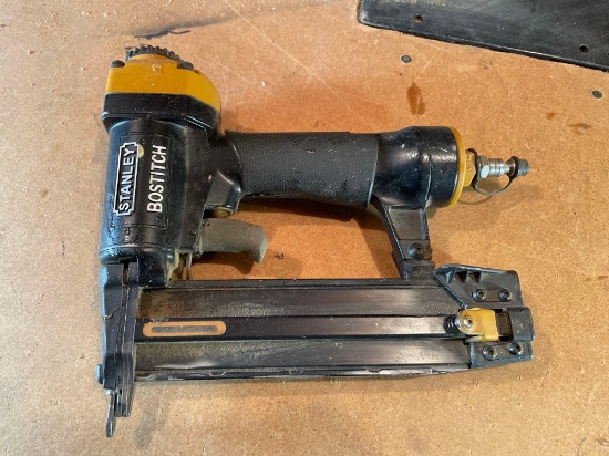 Stanley Bostitch Pnuematic Fastner