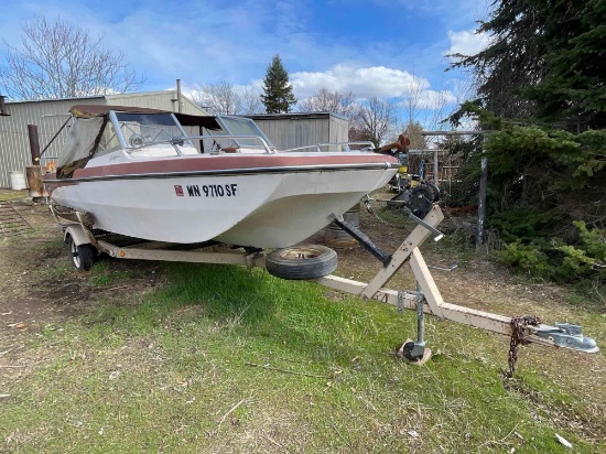 1971 Glastron Tri-Hull Boat w/ Trailer & 85 Evinrude Motor