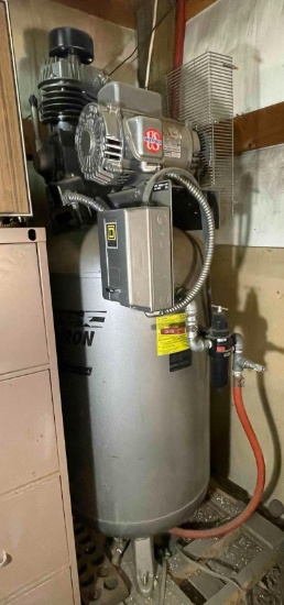 Campbell Hausfeld 5hp 80-Gal Vertical Air compressor