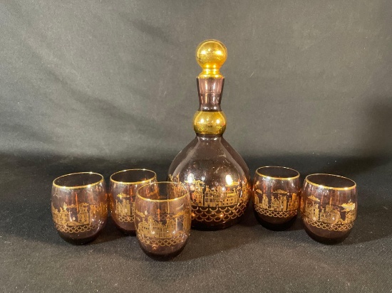 Murano glass decanter set, which includes a decanter and six matching glasses