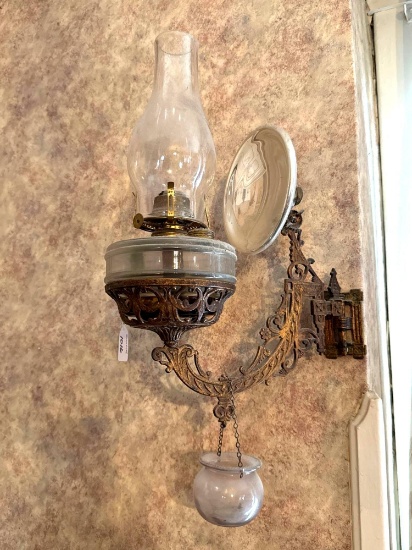 1800's bracket lamp