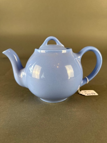 Lipton tea pot