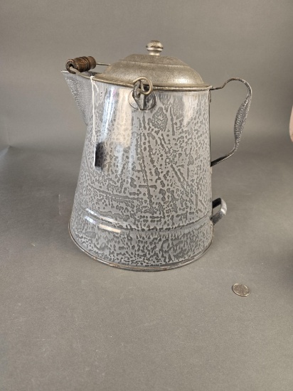 Large grey ganite coffee pot