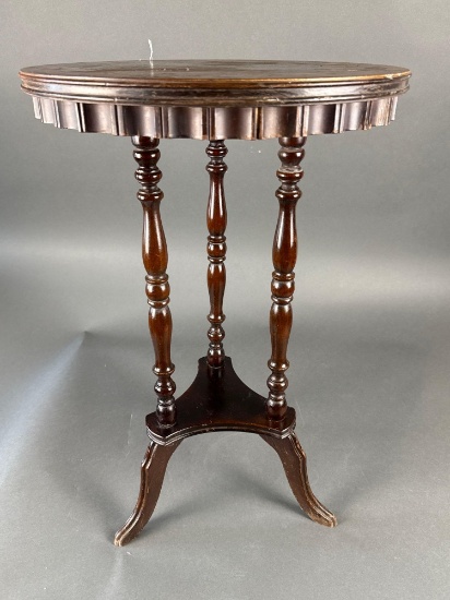 1940's round lamp table, walnut