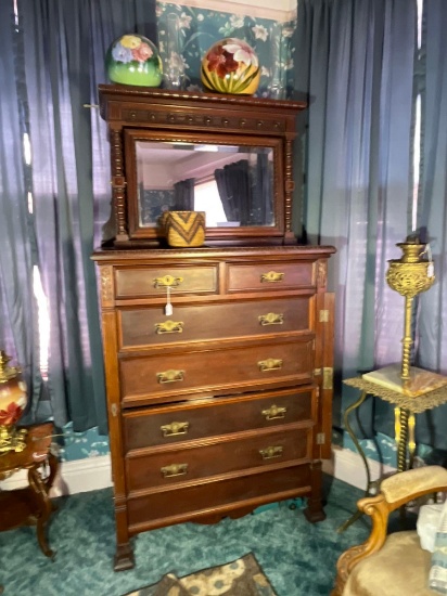 Victorian side lock dresser