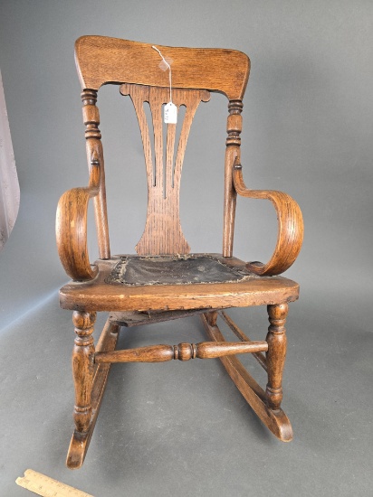 1890s child oak rocker matches previous lot