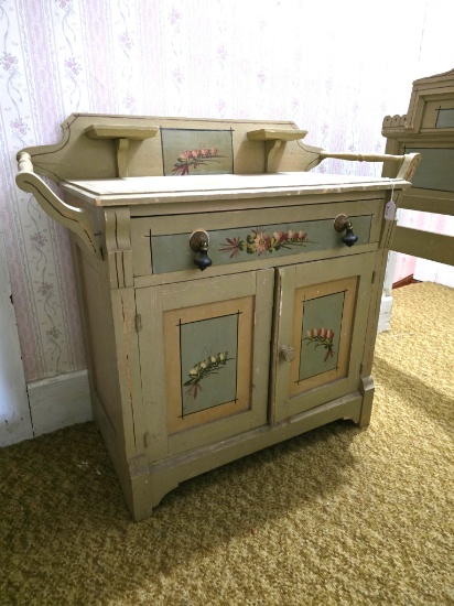 Twin Victorian cottage bedroom set