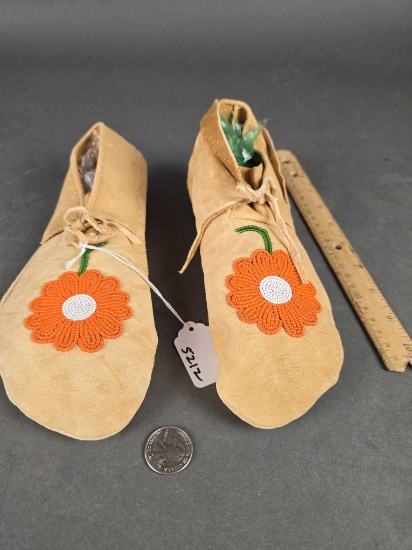 Buckskin moccasins with beaded flower