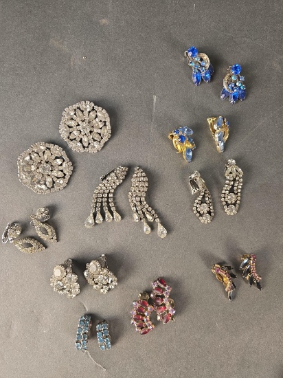 (10) pairs 1950s rhinestone earrings