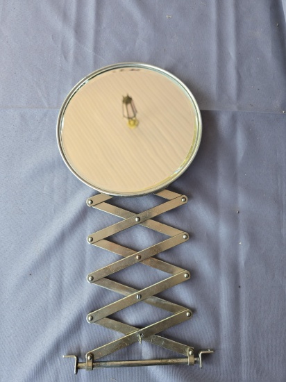 Shaving mirror with beveled glass
