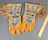 Beaded gauntlet gloves