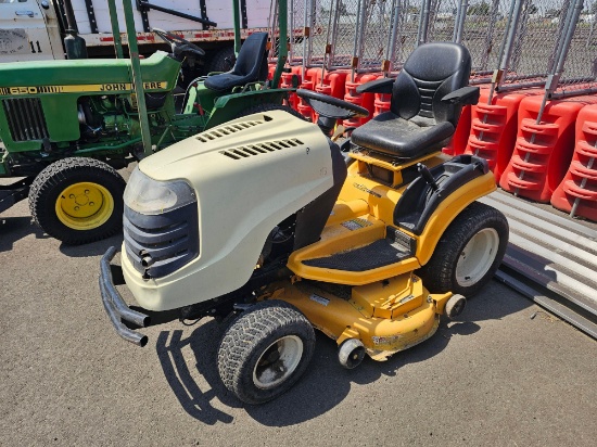 Cub Cadet GT2550 lawn mower