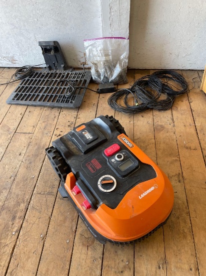 Worx Landroid L robotic lawn mower w/ Charging Staintion Barrier Etc.