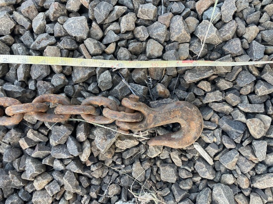 (3) Heavy Duty Chains w/ Clevis Hooks