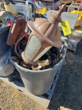 Assorted Light Fixtures