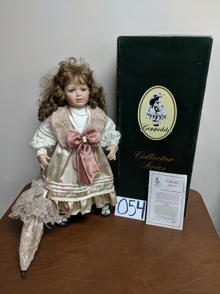 Porcelain Geppeddo Collector Series | Art, Antiques & Collectibles Toys Dolls  Dolls By Material Porcelain Dolls | Online Auctions | Proxibid