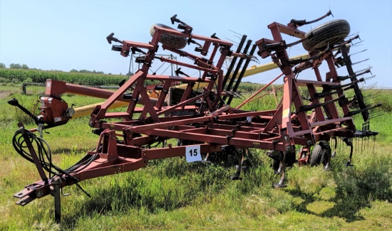 24 ft. Case-IH '4800' Field Cultivator