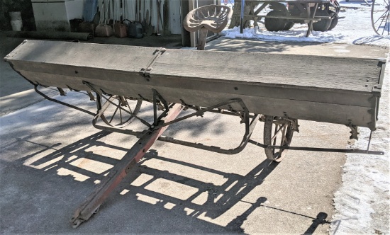 10' Monitor Broad Cast Seeder