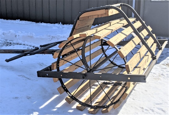 Custom-made Rolling Trail Snow Packer