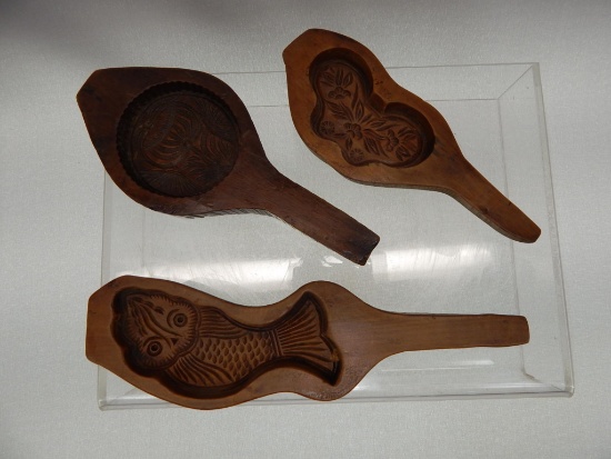 GROUP OF 3 OLD WOODEN CAKE MOULDS