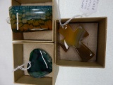 3 AGATE PENDANTS INCLUDING YELLOW, YELLOW & GREEN DRAGON VEIN, & GREEN DRAGON VEIN