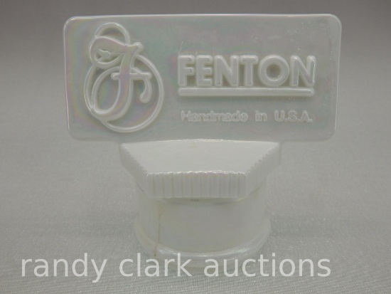 WHITE IRIDIZED FENTON LOGO ON FONT (CHIP & HAIRLINE IN FONT)