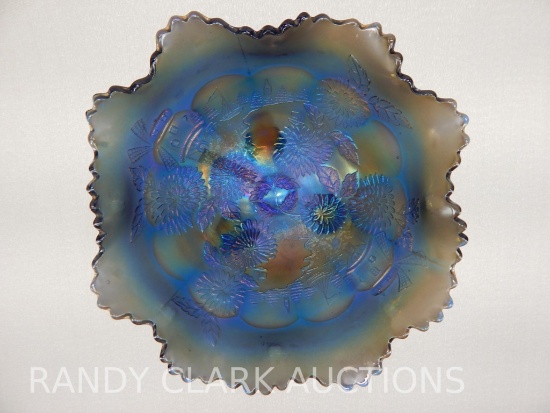 9" CHRYSANTHEMUM & WINDMILL 3 FOOTED BOWL IN BLUE