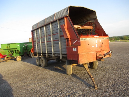 Gehl 970 forage wagon with tandom axle