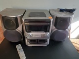 Aiwa Stereo System with Detachable Speakers