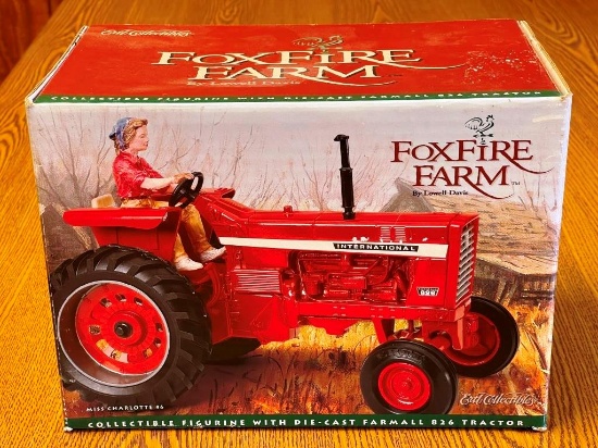 Ertl Foxfire Farm Farmall 826